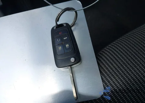 2015 Chevrolet Malibu 1Lt из США, поврежденный, VIN 1G11C5SL9FF332369